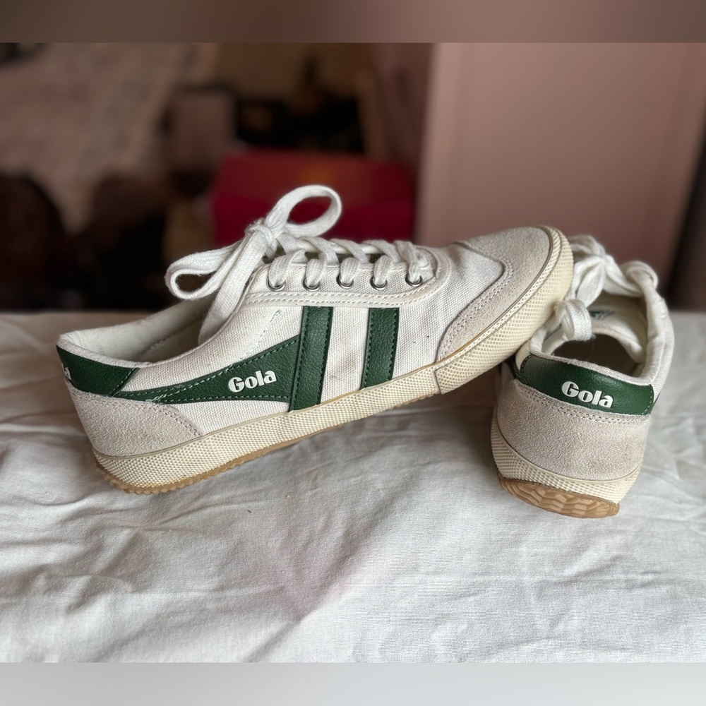 Gola Classic White and Green Trainers
